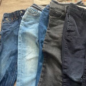 5T boys pants. 5 Gap, 1 Polo, 1 Old Navy, 1 Carters and 1 Free Planet